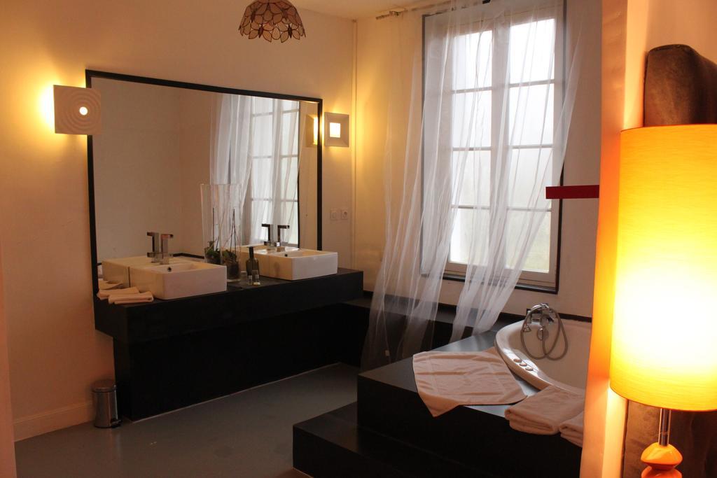Le Relais Du Silence Chateau Lavail Labastide-dʼAnjou 部屋 写真
