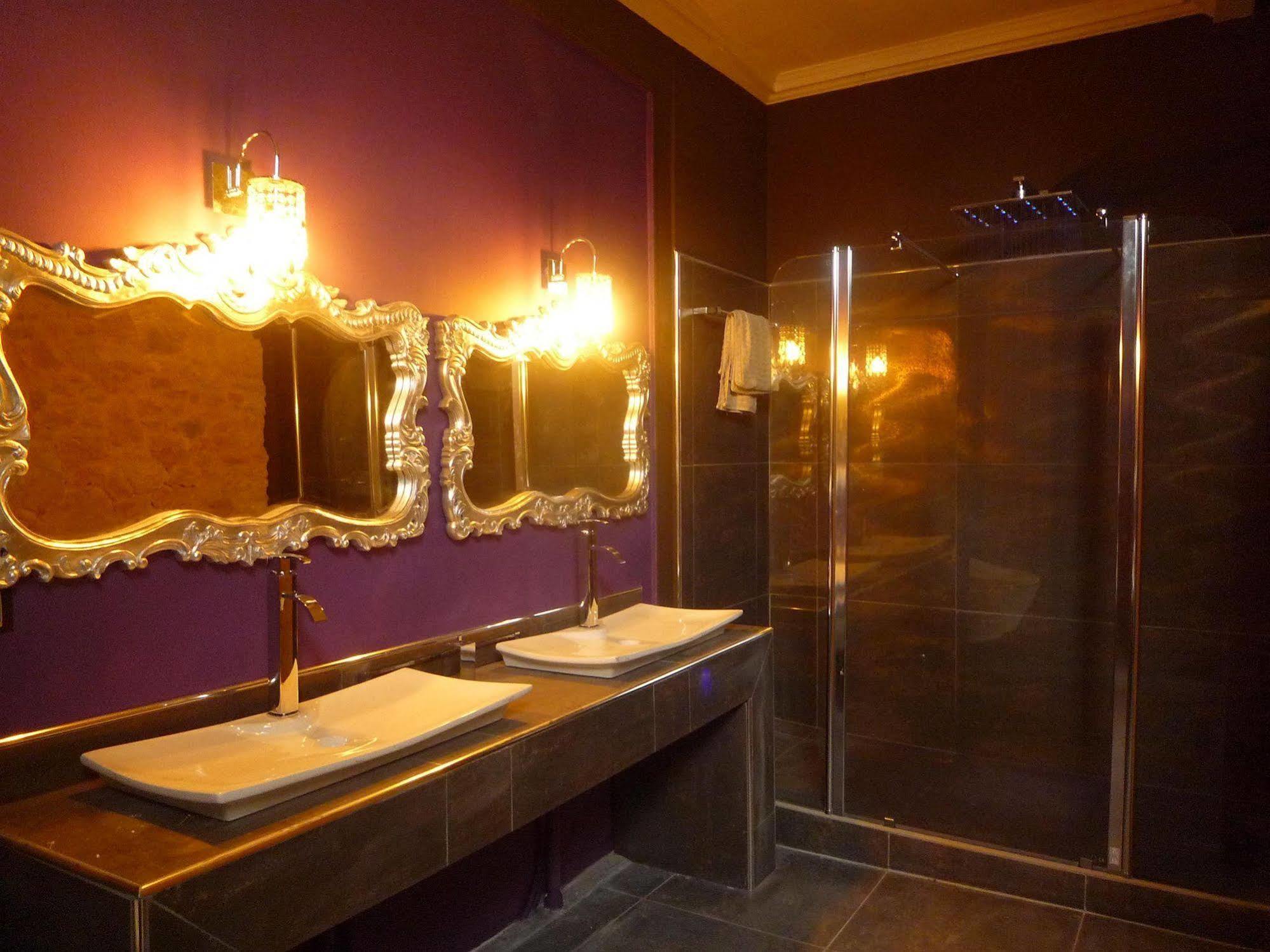 Le Relais Du Silence Chateau Lavail Labastide-dʼAnjou エクステリア 写真